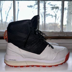 Nike ACG Lunarterra Arktos boot